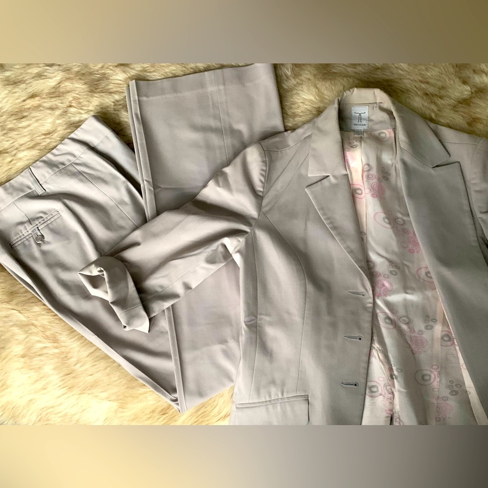 Light Gray Flair Leg Tristan Suit